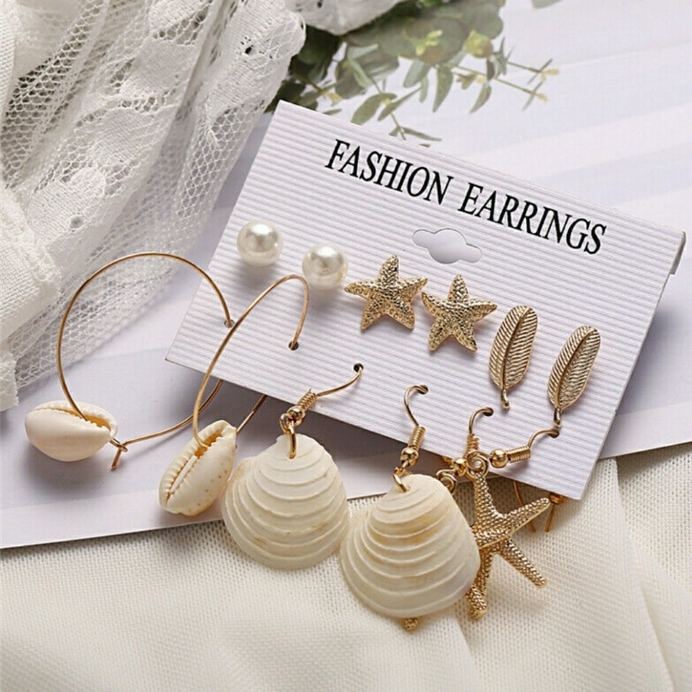 Seashell earrings